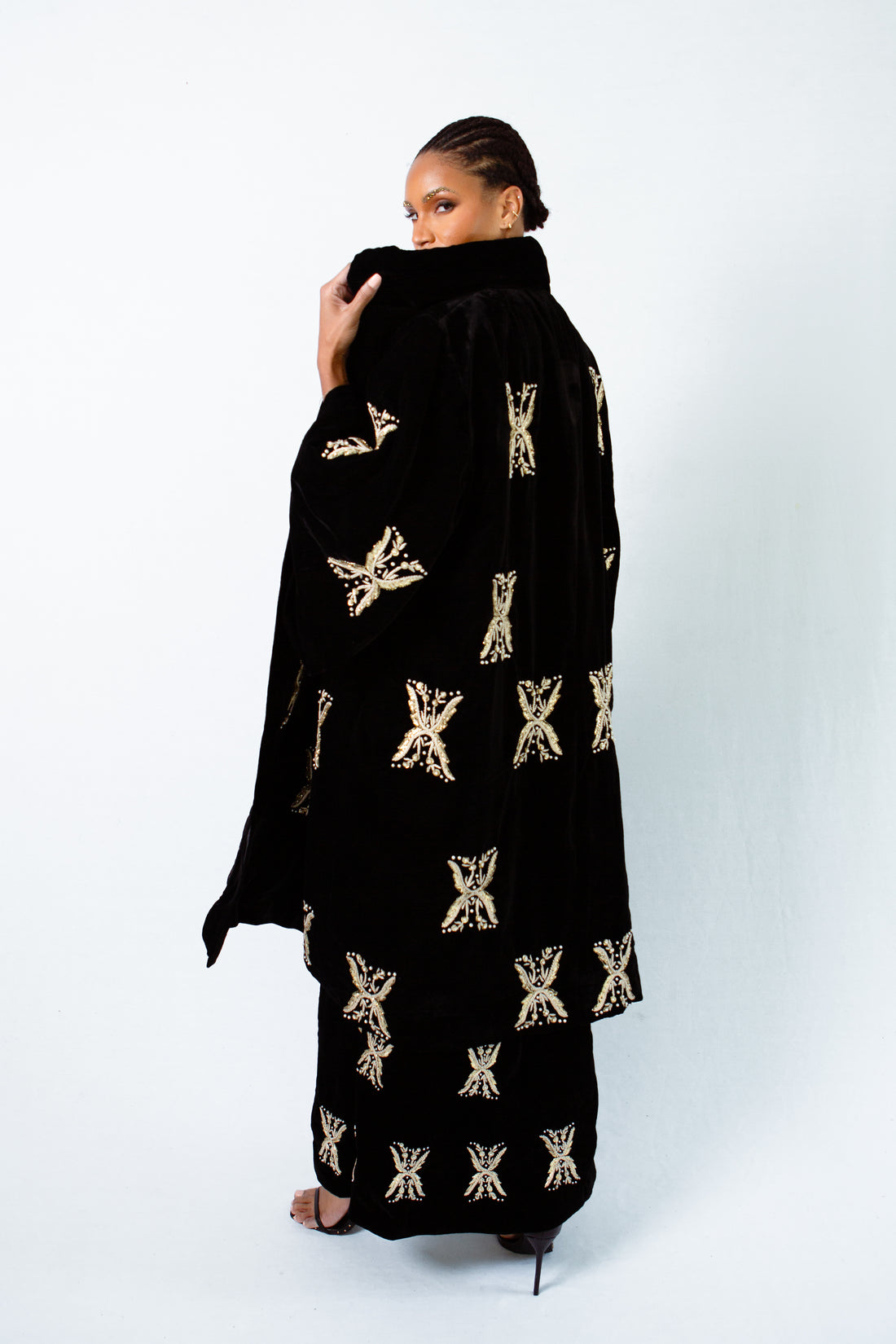ETERNAL LEGACY VELVET COAT